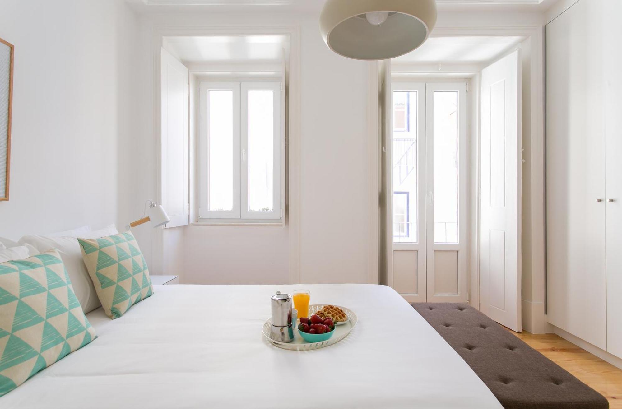 Altido New And Trendy 2-bed Flat With Seaview In Lapa Apartment Lisbon
