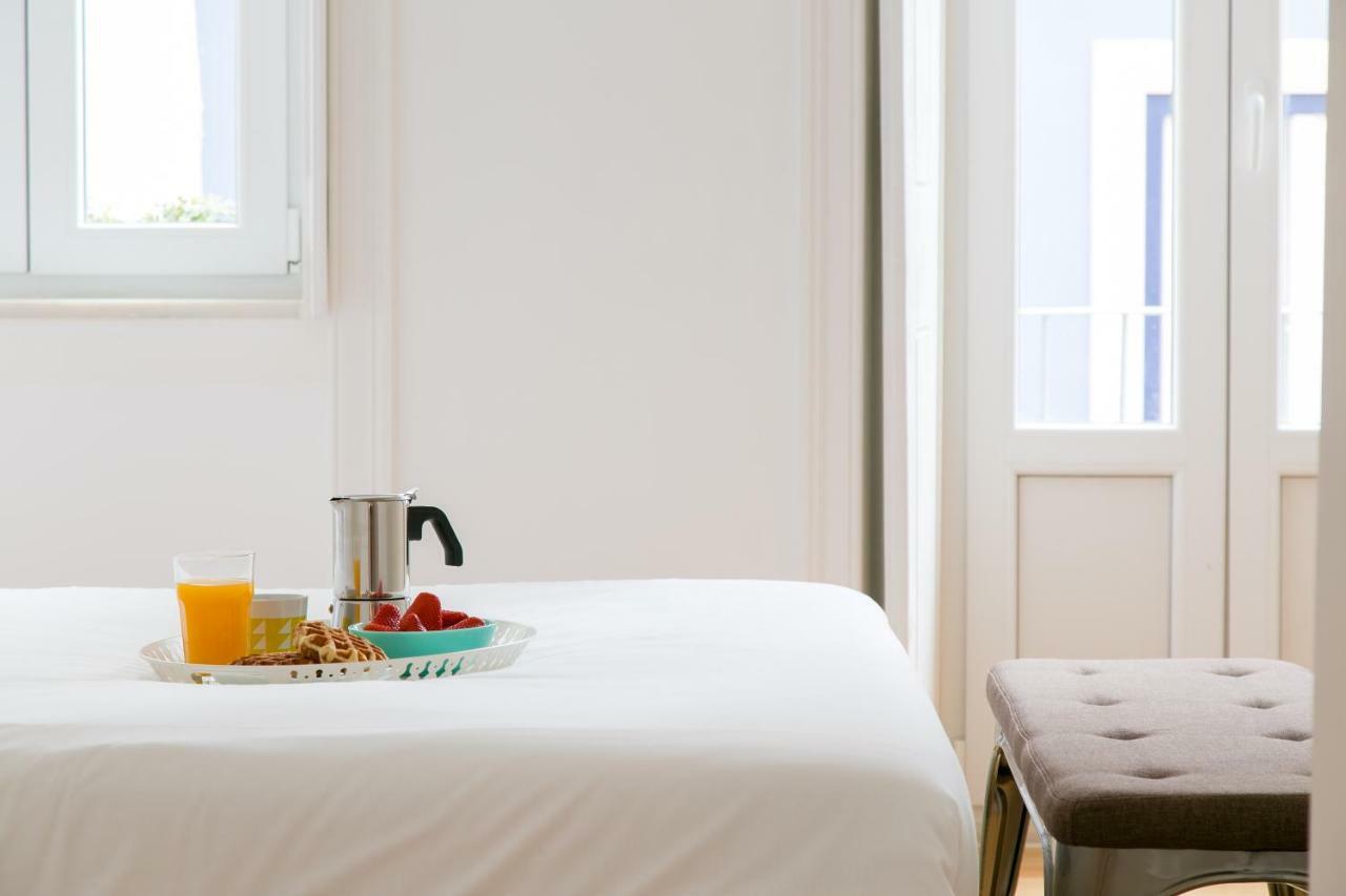 Altido New And Trendy 2-bed Flat With Seaview In Lapa Lisbon