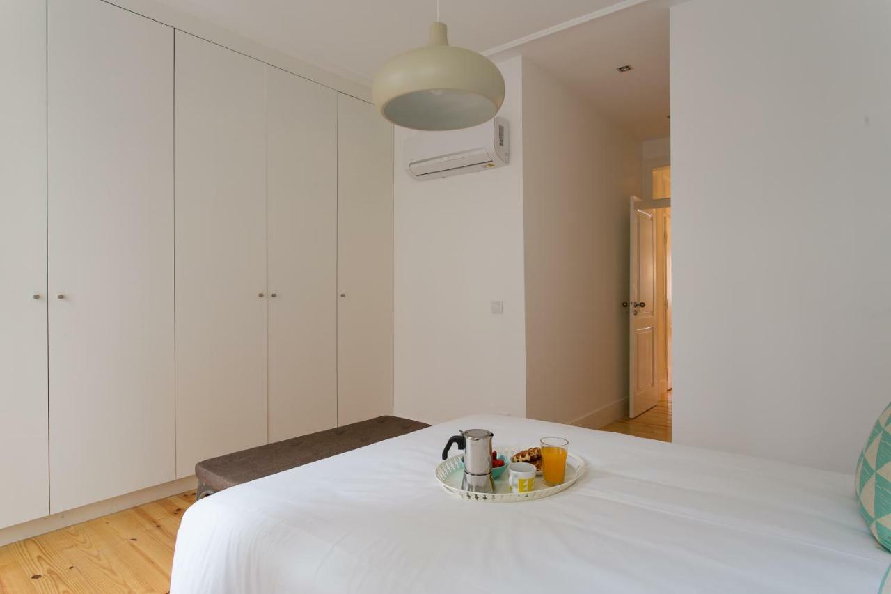 Altido New And Trendy 2-bed Flat With Seaview In Lapa *